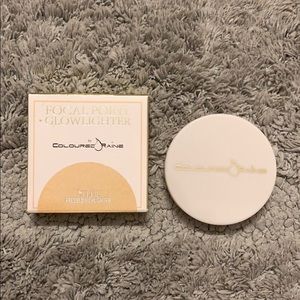 Focal point glowlighter in selfie by colored raine